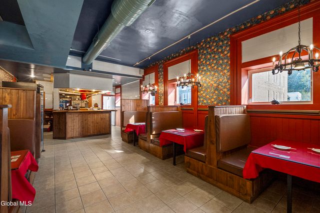 1 14th Street, Troy, NY 12180