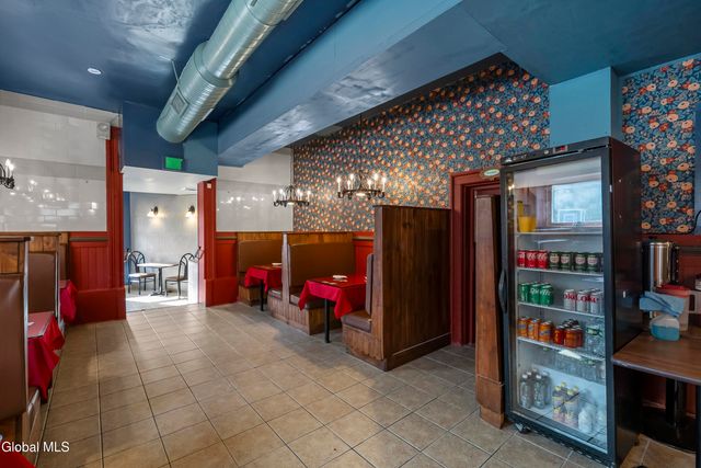 1 14th Street, Troy, NY 12180