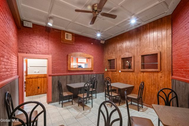 1 14th Street, Troy, NY 12180