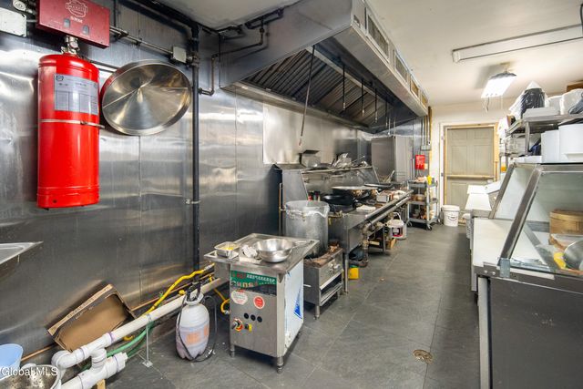 1 14th Street, Troy, NY 12180