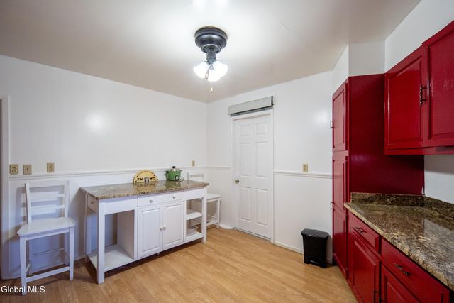 1 14th Street, Troy, NY 12180