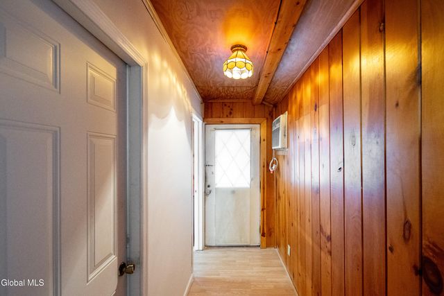 1 14th Street, Troy, NY 12180