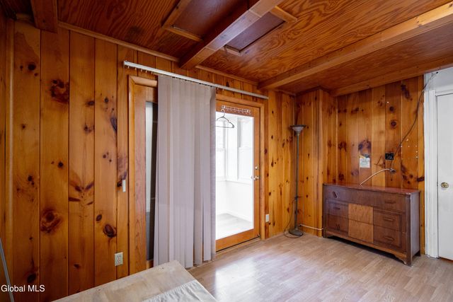 1 14th Street, Troy, NY 12180