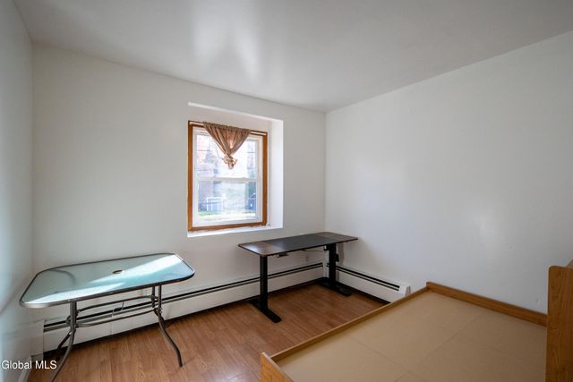 1 14th Street, Troy, NY 12180