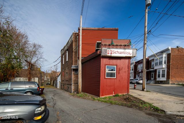 1 14th Street, Troy, NY 12180