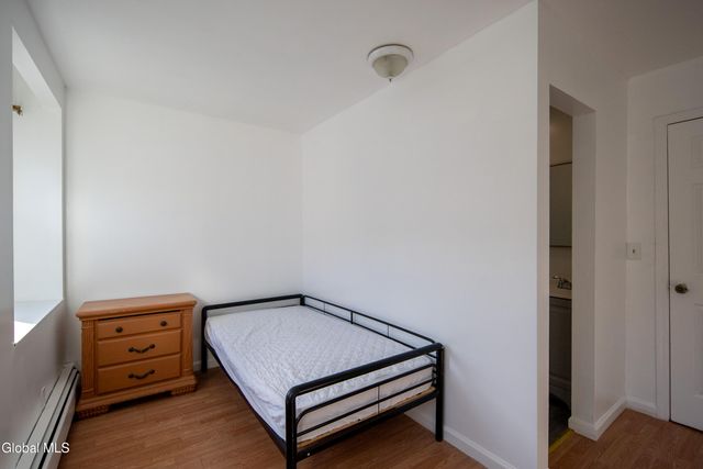 1 14th Street, Troy, NY 12180