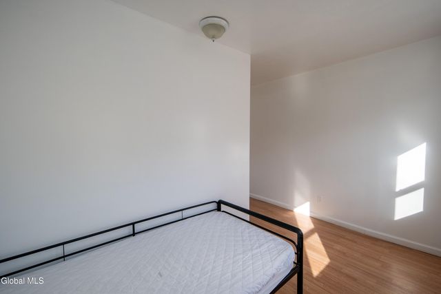 1 14th Street, Troy, NY 12180