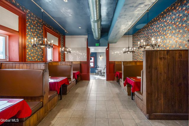 1 14th Street, Troy, NY 12180