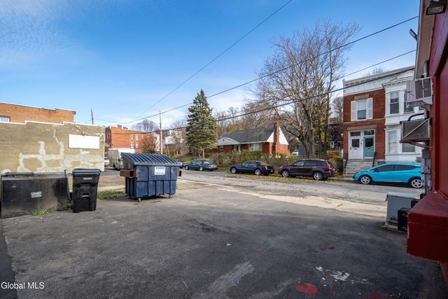 1 14th Street, Troy, NY 12180