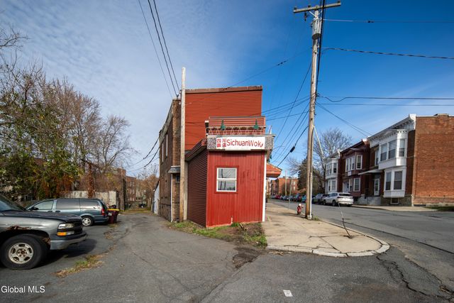 1 14th Street, Troy, NY 12180