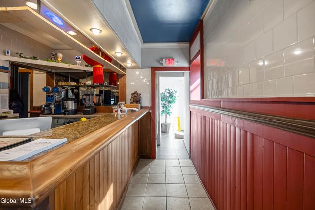 1 14th Street, Troy, NY 12180