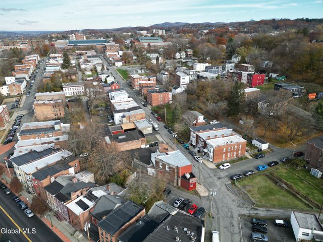 1 14th Street, Troy, NY 12180