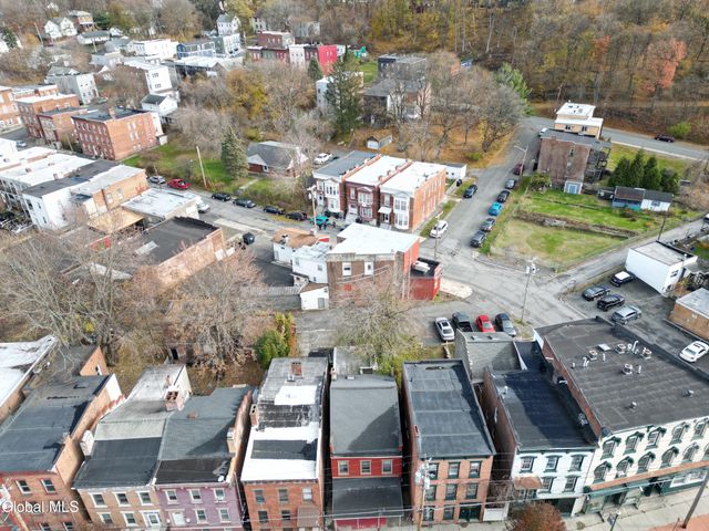 1 14th Street, Troy, NY 12180