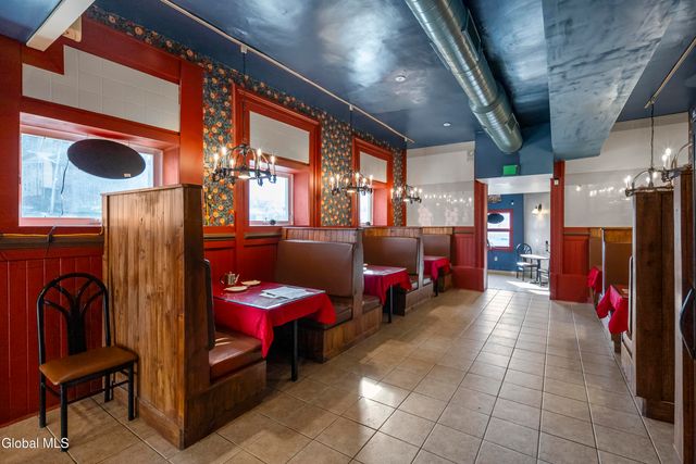 1 14th Street, Troy, NY 12180