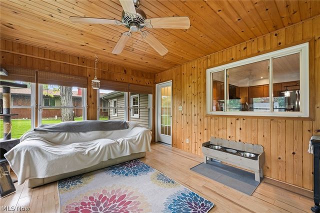 107 Hilltop Drive, Amherst, OH 44001