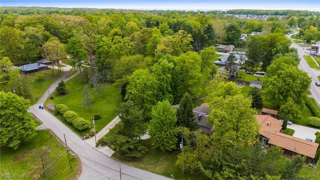 107 Hilltop Drive, Amherst, OH 44001
