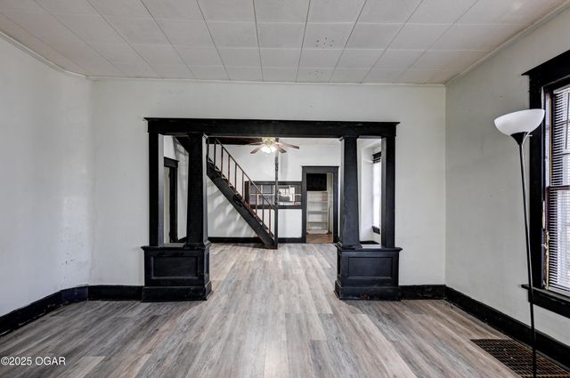 611 E Hill Street, Joplin, MO 64801