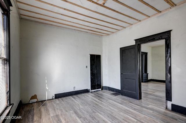 611 E Hill Street, Joplin, MO 64801