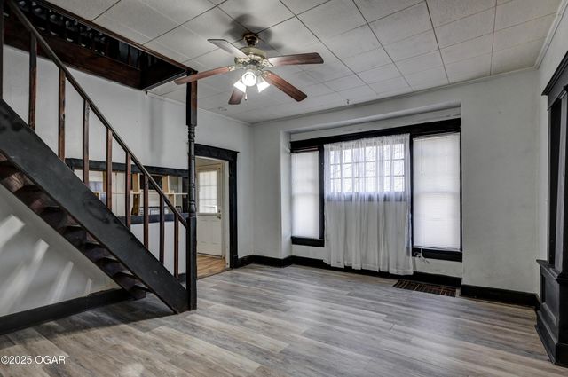 611 E Hill Street, Joplin, MO 64801