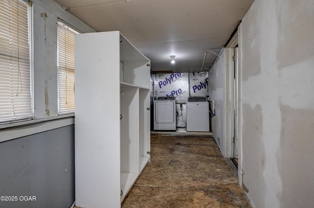 611 E Hill Street, Joplin, MO 64801