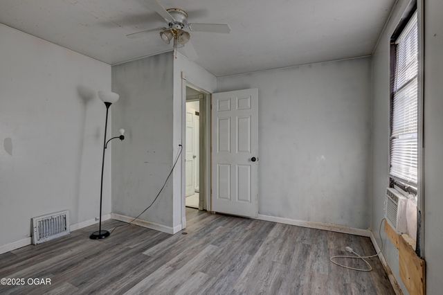 611 E Hill Street, Joplin, MO 64801