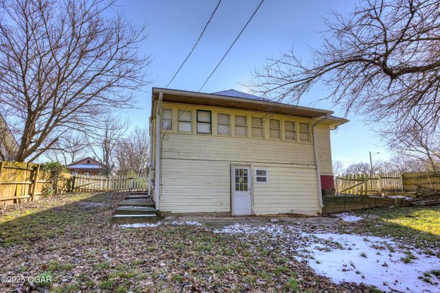 611 E Hill Street, Joplin, MO 64801