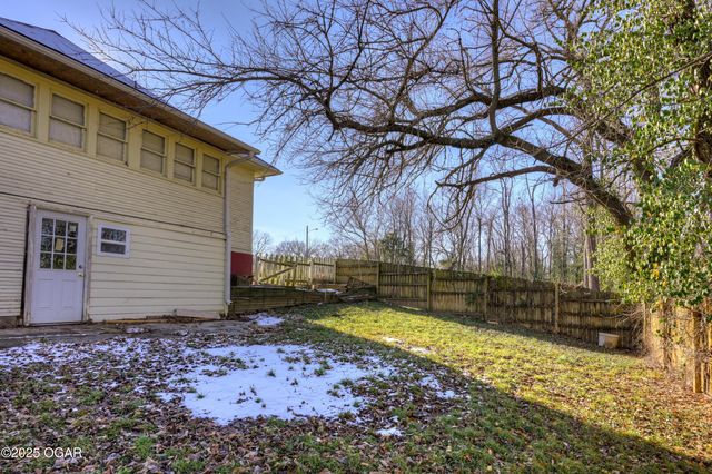 611 E Hill Street, Joplin, MO 64801