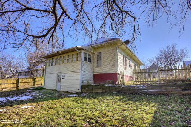 611 E Hill Street, Joplin, MO 64801