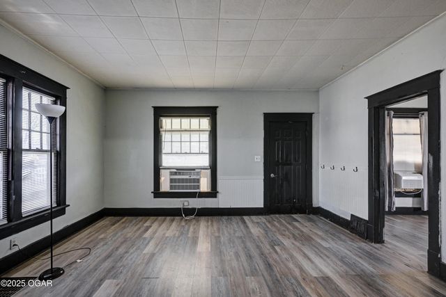 611 E Hill Street, Joplin, MO 64801