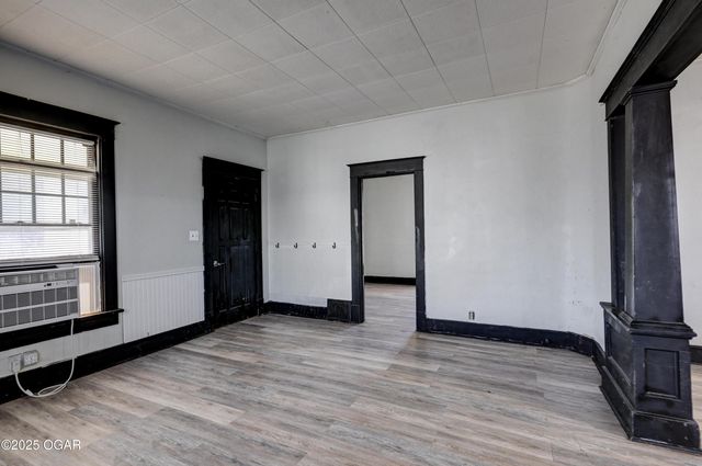 611 E Hill Street, Joplin, MO 64801