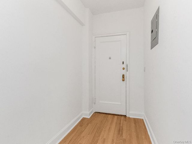 43 Calton Road 2J, New Rochelle, NY 10804
