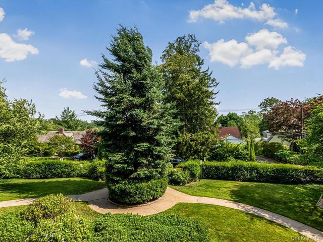43 Calton Road 2J, New Rochelle, NY 10804