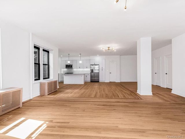 43 Calton Road 2J, New Rochelle, NY 10804