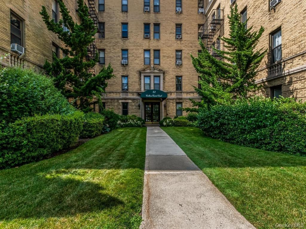 43 Calton Road 2J, New Rochelle, NY 10804