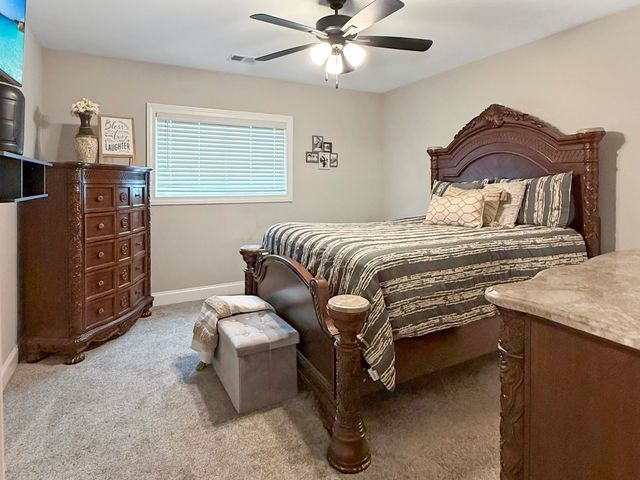 560 TUCKER VIEW DR, Cordova, TN 38018