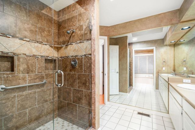 4 Aguila Way, Hot Springs Village, AR 71909