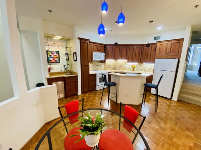 3235 Cole Avenue 55, Dallas, TX 75204