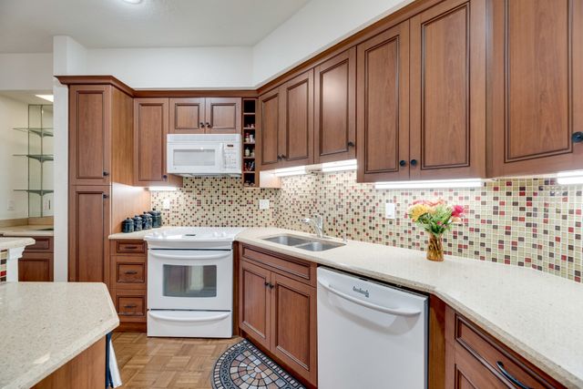 3235 Cole Avenue 55, Dallas, TX 75204