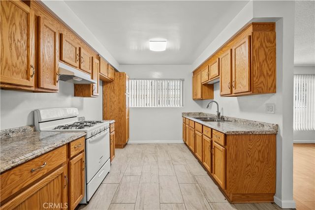 706 W Doran, Glendale, CA 91203