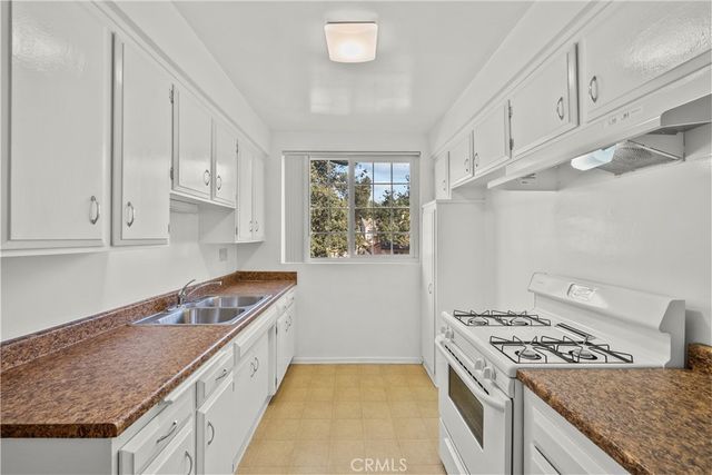 706 W Doran, Glendale, CA 91203