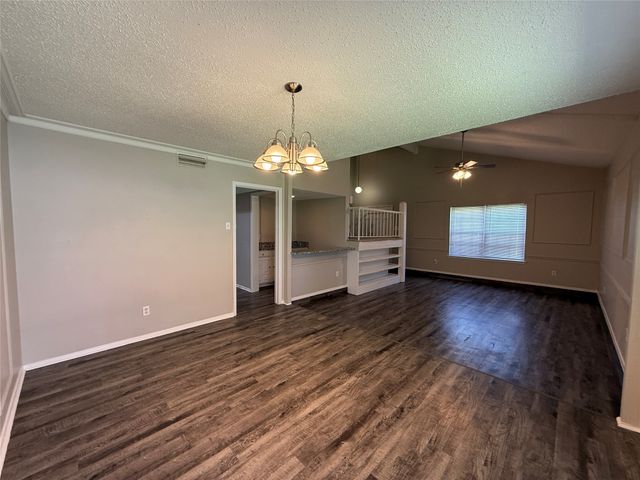 1121 Via Del Rey, Mesquite, TX 75150