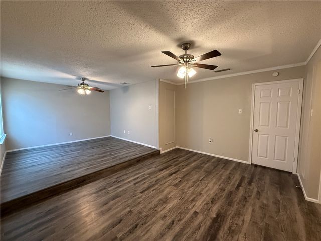 1121 Via Del Rey, Mesquite, TX 75150