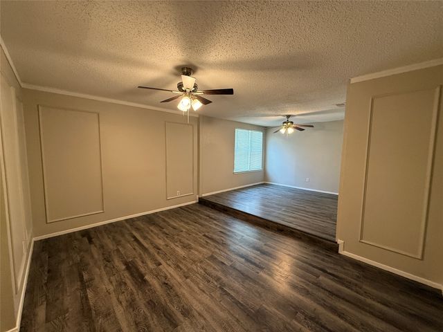 1121 Via Del Rey, Mesquite, TX 75150