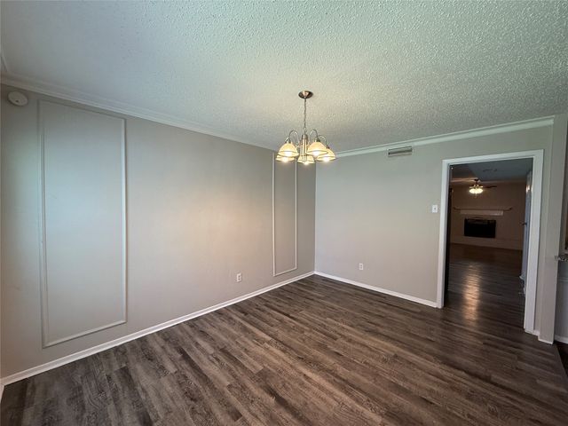 1121 Via Del Rey, Mesquite, TX 75150
