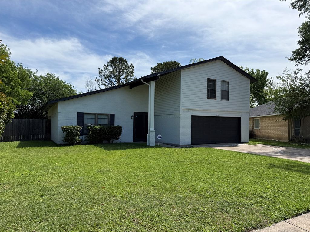 1121 Via Del Rey, Mesquite, TX 75150