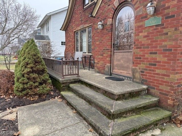 1010 Archwood Avenue, Lorain, OH 44052