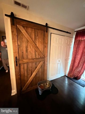 14 BACH DR, Newark, DE 19702
