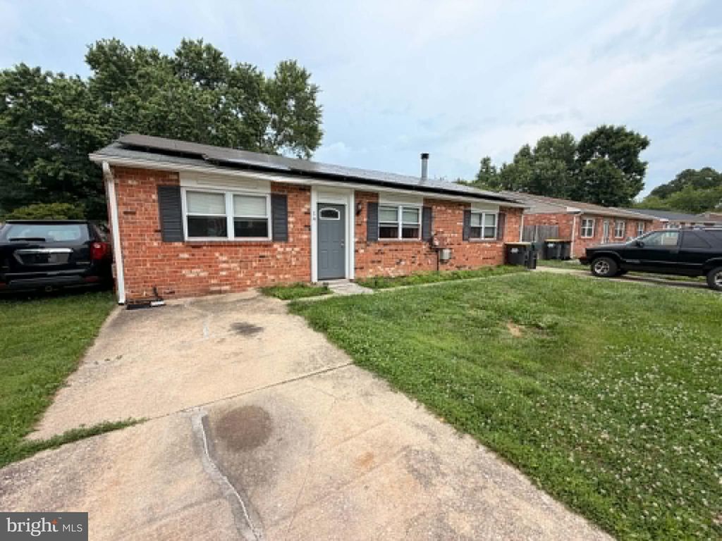 14 BACH DR, Newark, DE 19702