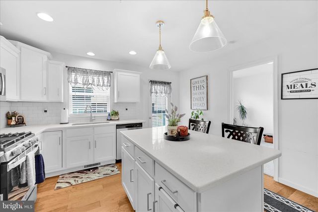 239 HIGHLAND COURT, Annville, PA 17003
