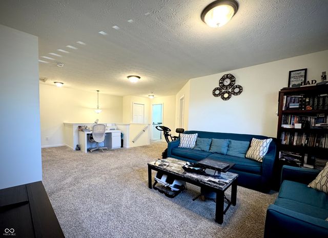 7235 Wilshire Way, Avon, IN 46123